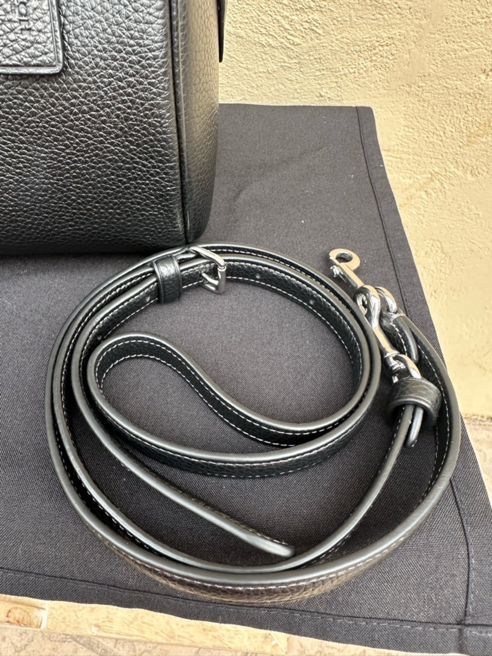 ♣️Coach Medium Black Pebbled Rowan Satchel Bag w/ Silver Hardware CV962♣️ - Picture 7 of 9